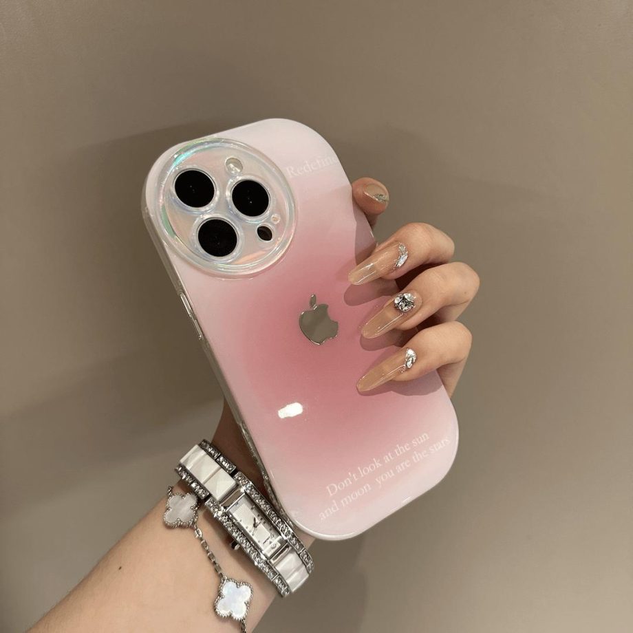 Upgrade Your iPhone Look with Chic Gradient Phone Shells