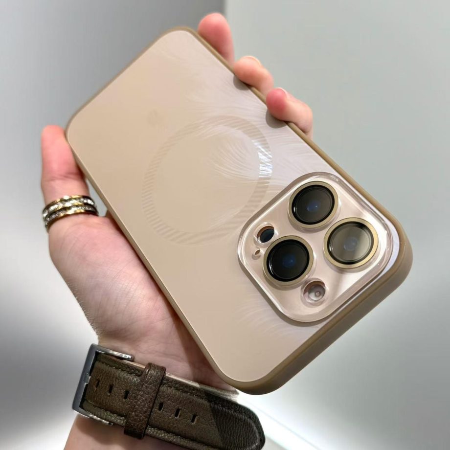 Gradient flowing feather pattern case for iPhone