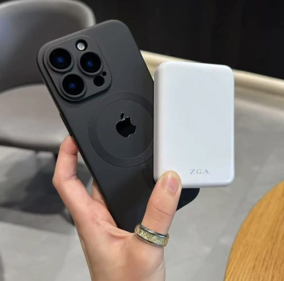 Lens protection frosted magnetic case for iPhone