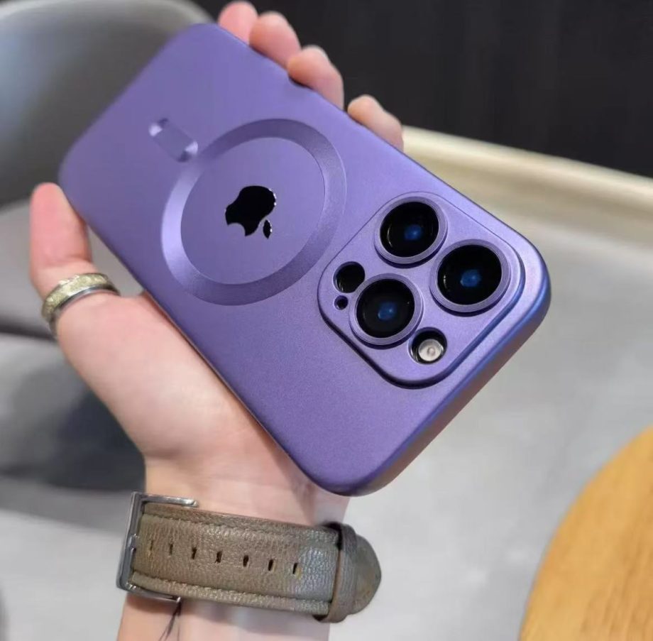 Lens protection frosted magnetic case for iPhone