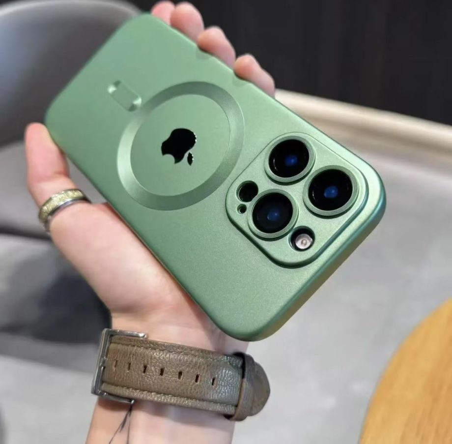 Lens protection frosted magnetic case for iPhone