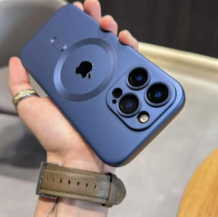 Lens protection frosted magnetic case for iPhone