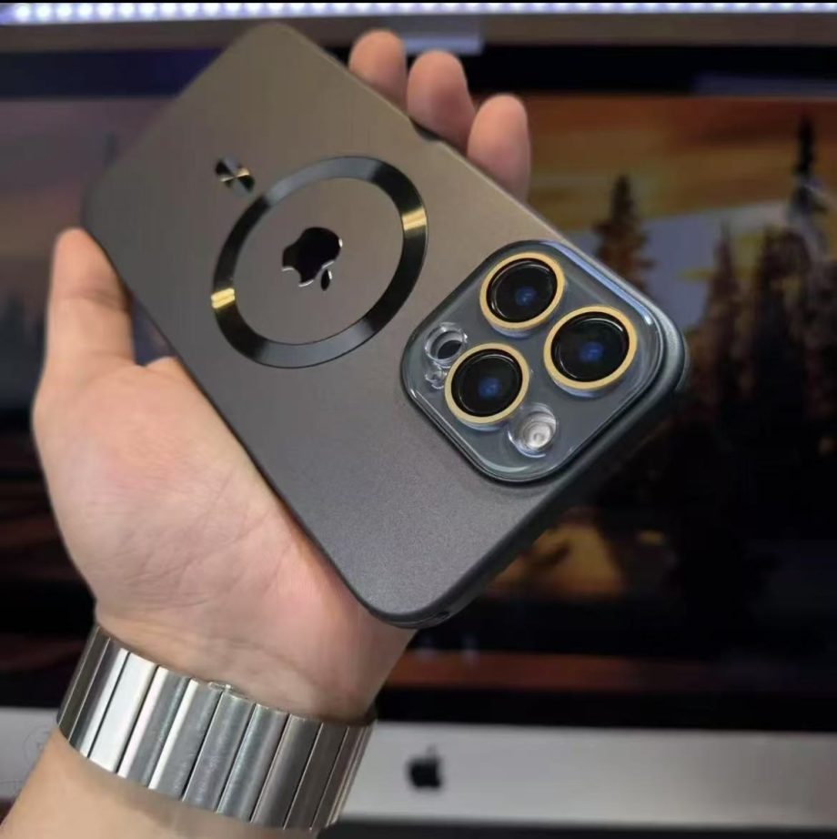 New frosted anti drop magnetic case for iPhone
