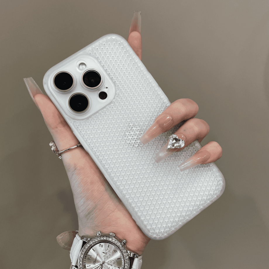 Cellular mesh heat dissipation case for iPhone