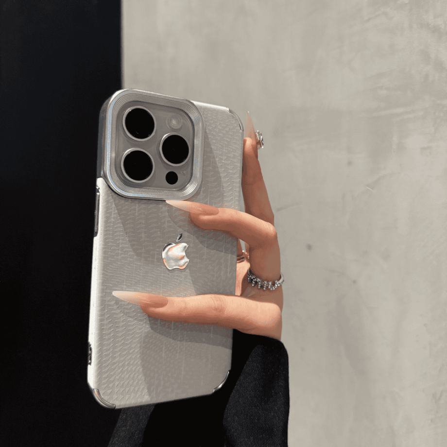 Meteor patterned electroplated case for iPhone