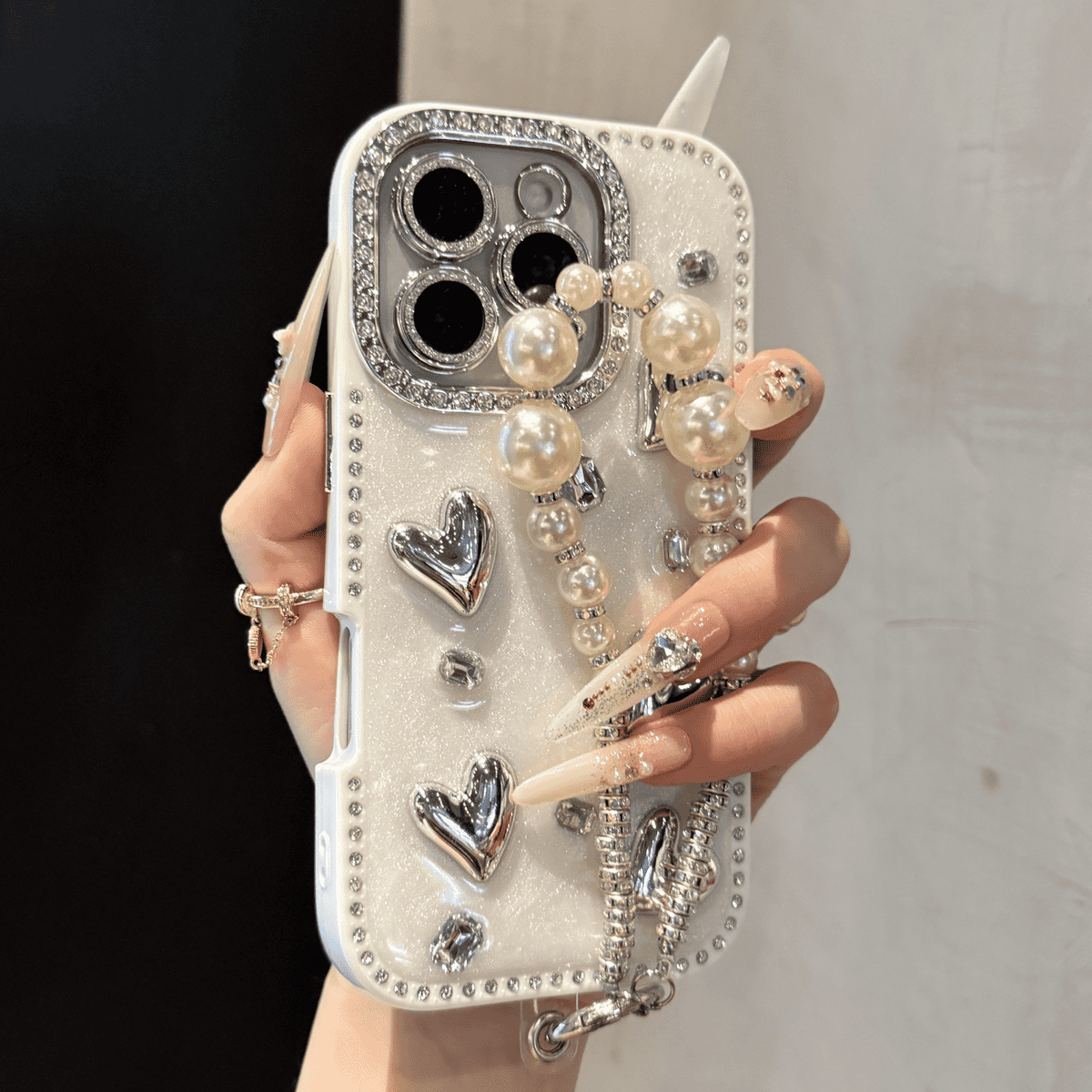 Full-coverage Rhinestone Cat Case for iPhone - Image 6