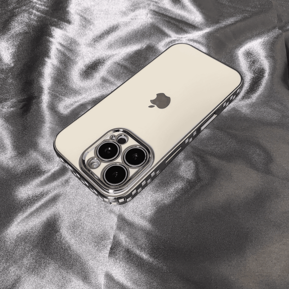 Minimalist Electroplated Case for iPhone