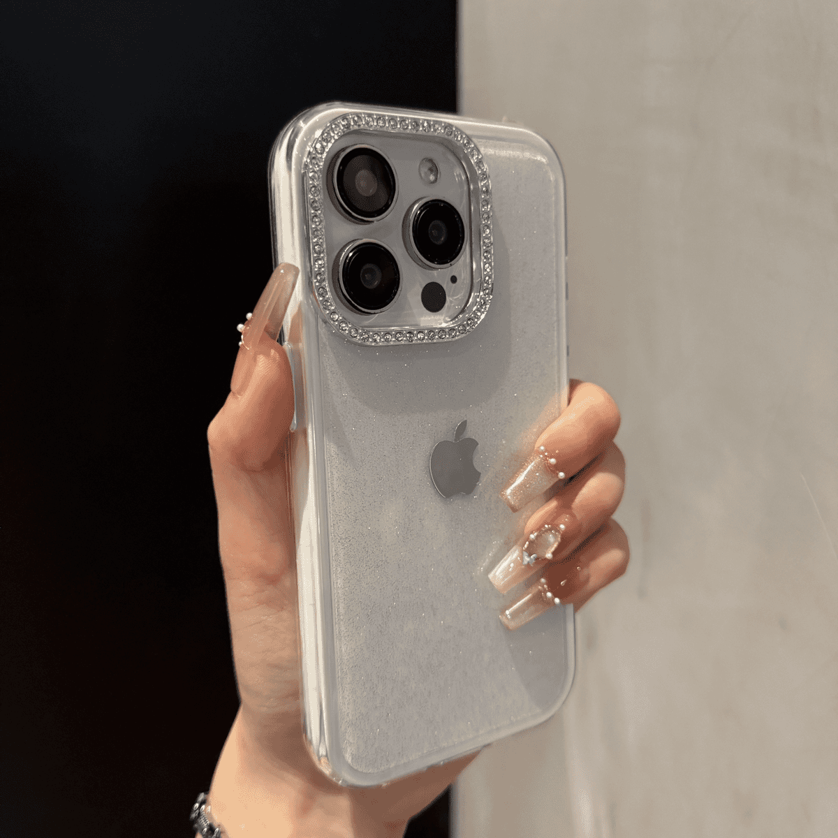 High-quality  large-hole shimmering case for iPhone - Image 6