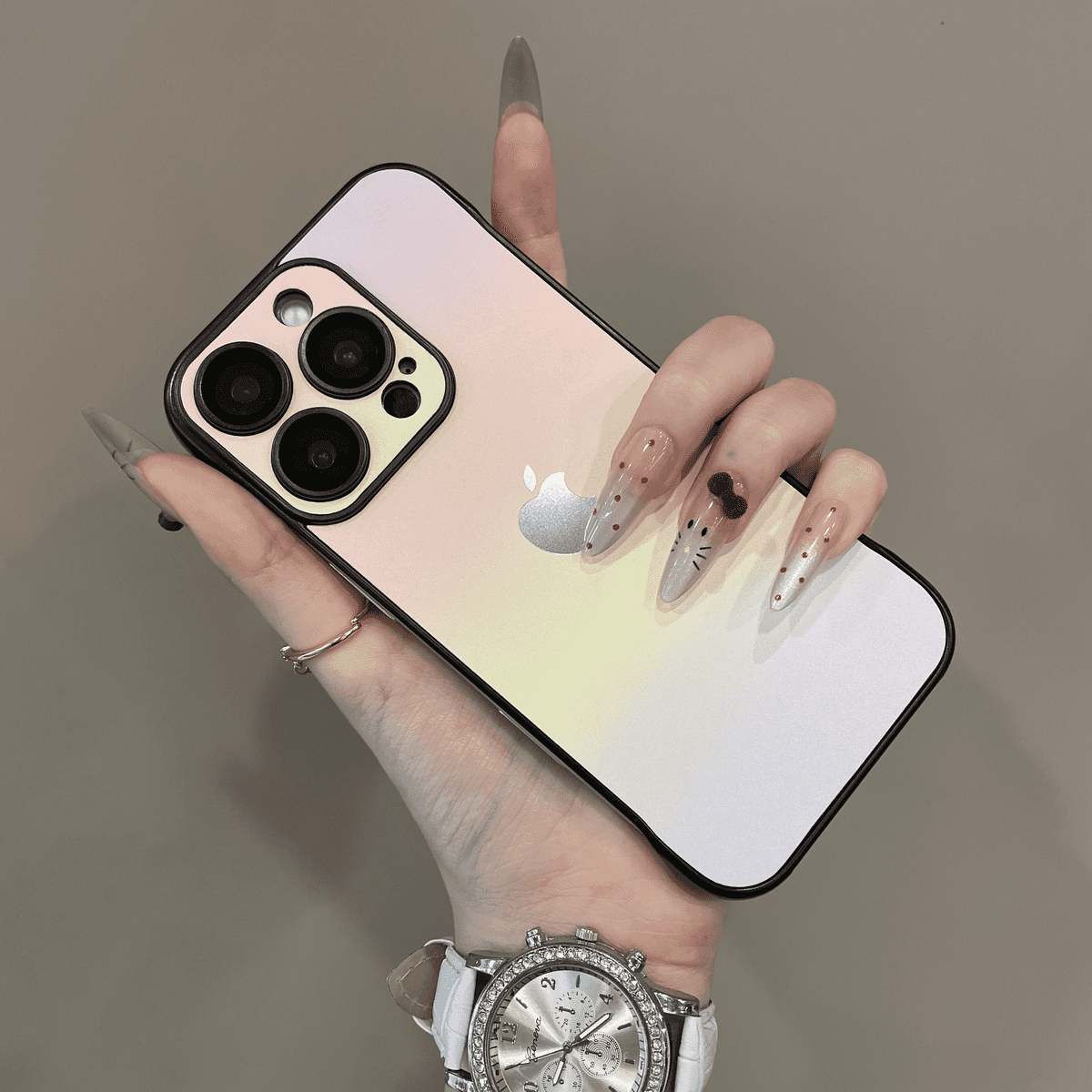 Gradient Borderless Lens Protection Case for iPhone - Image 4