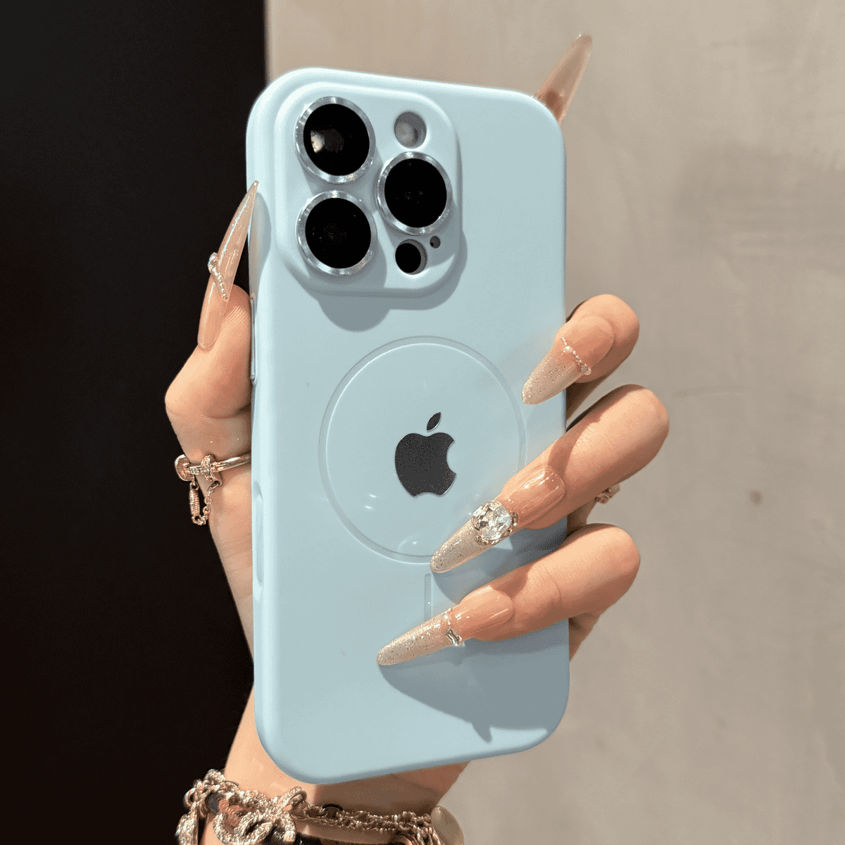 Full-covered frosted anti-fall magnetic case for iPhone - Image 3