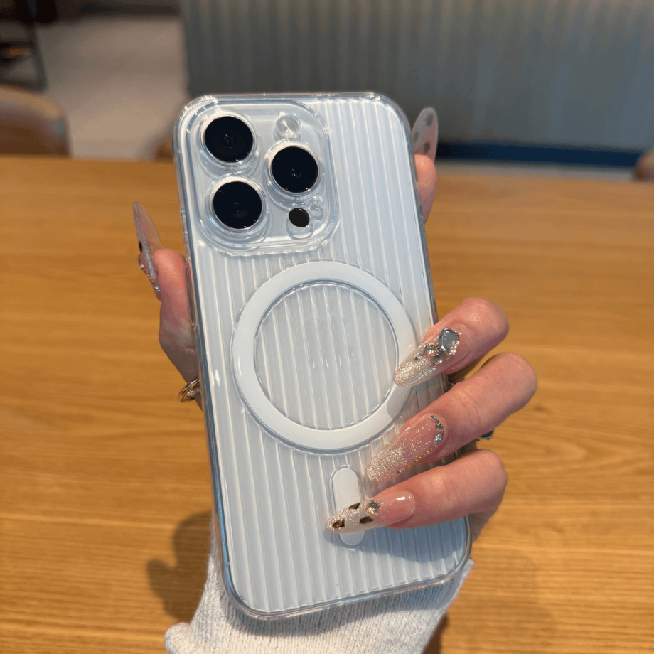 Stereoscopic creative anti-fall magnetic phone case