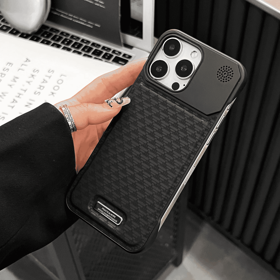 Borderless aroma magnetic case for iPhone