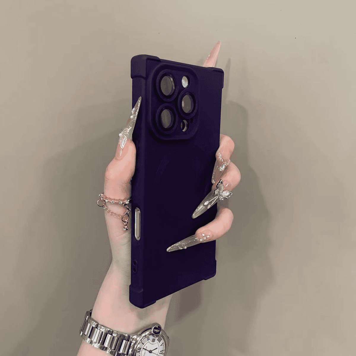 Square four-corner shockproof silicone magnetic phone case - Image 9