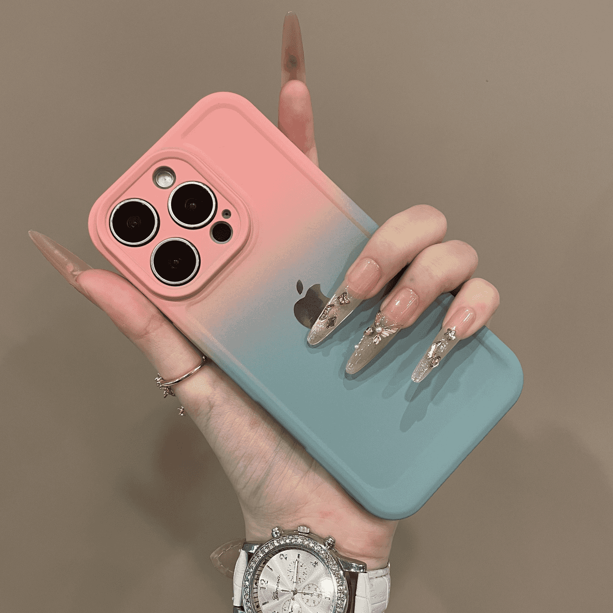 Elegant gradient lens protection case for iPhone - Image 5