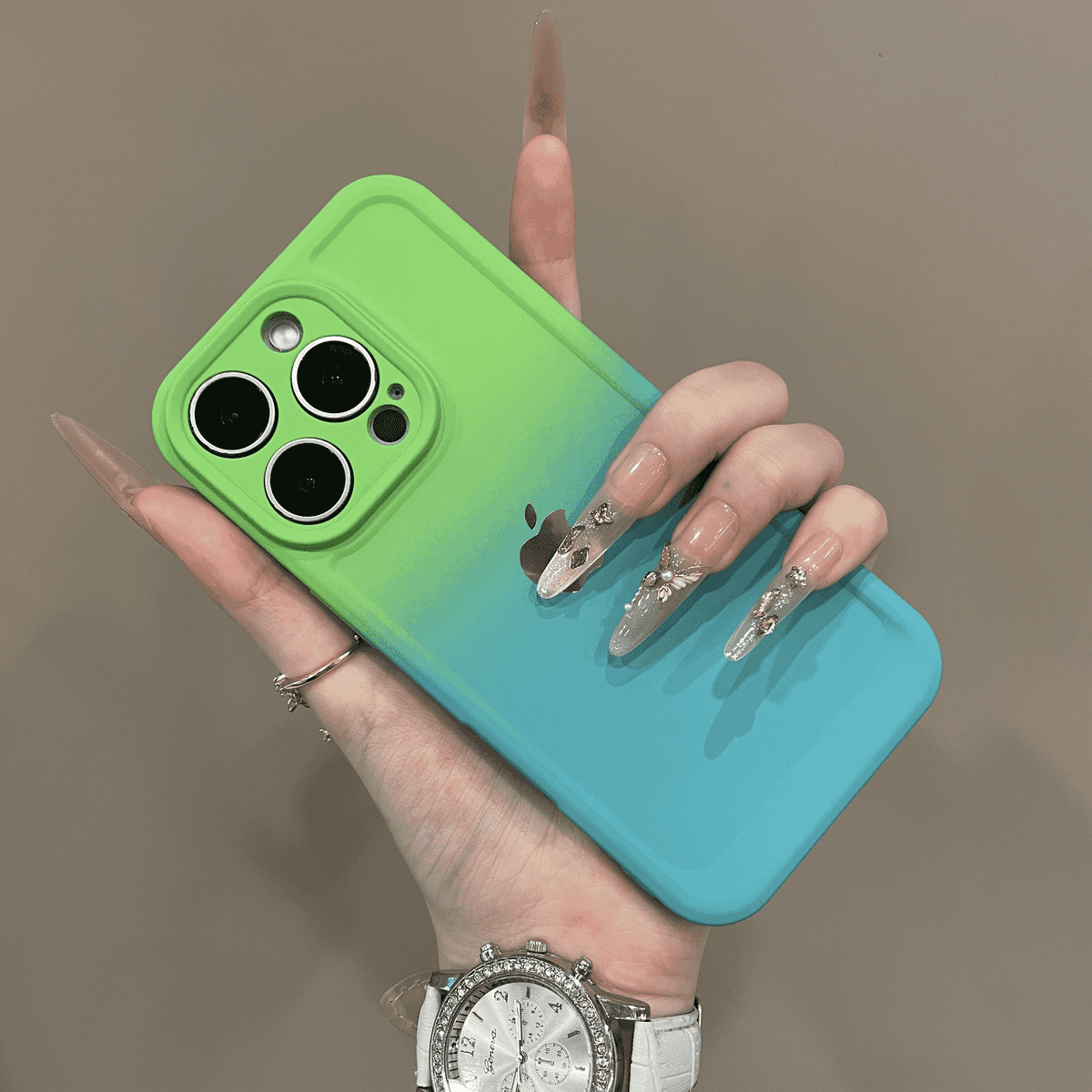 Elegant gradient lens protection case for iPhone - Image 6