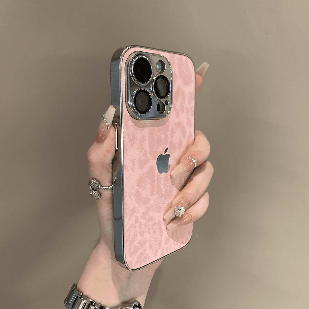 Electroplated leopard print full-coverage lens film phone case - Image 6