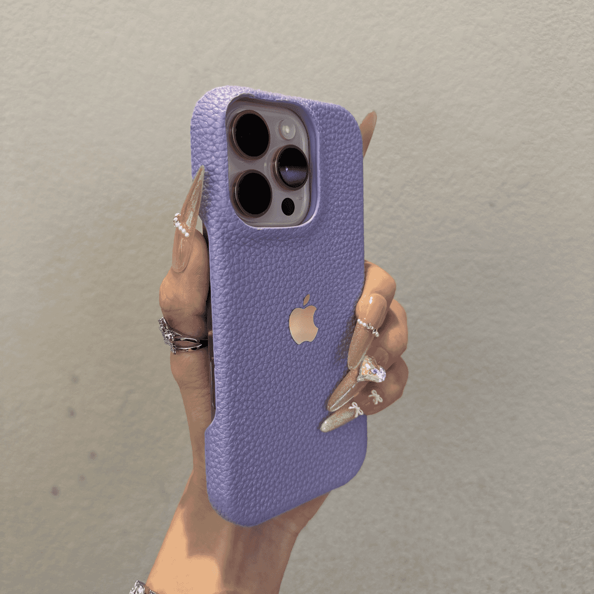 Borderless heat dissipation lychee patterned case for iPhone