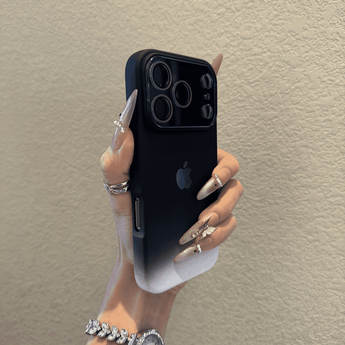 High aesthetic gradient silicone case for iPhone