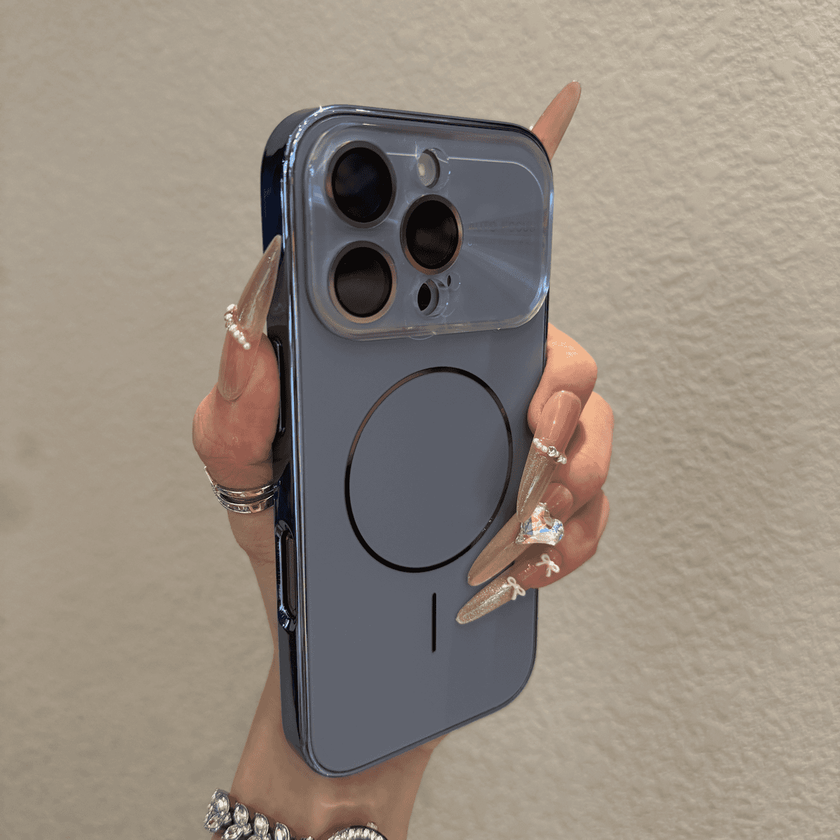 Advanced large window magnetic case for iPhone