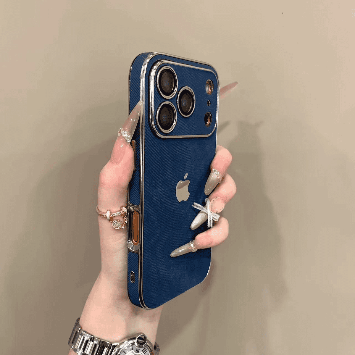 Large window denim patterned case for iPhone