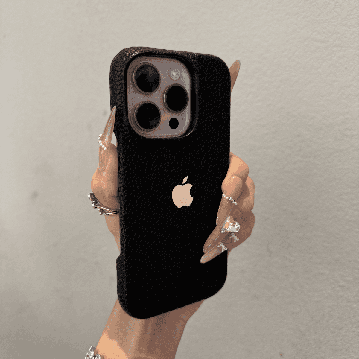Borderless heat dissipation lychee patterned case for iPhone