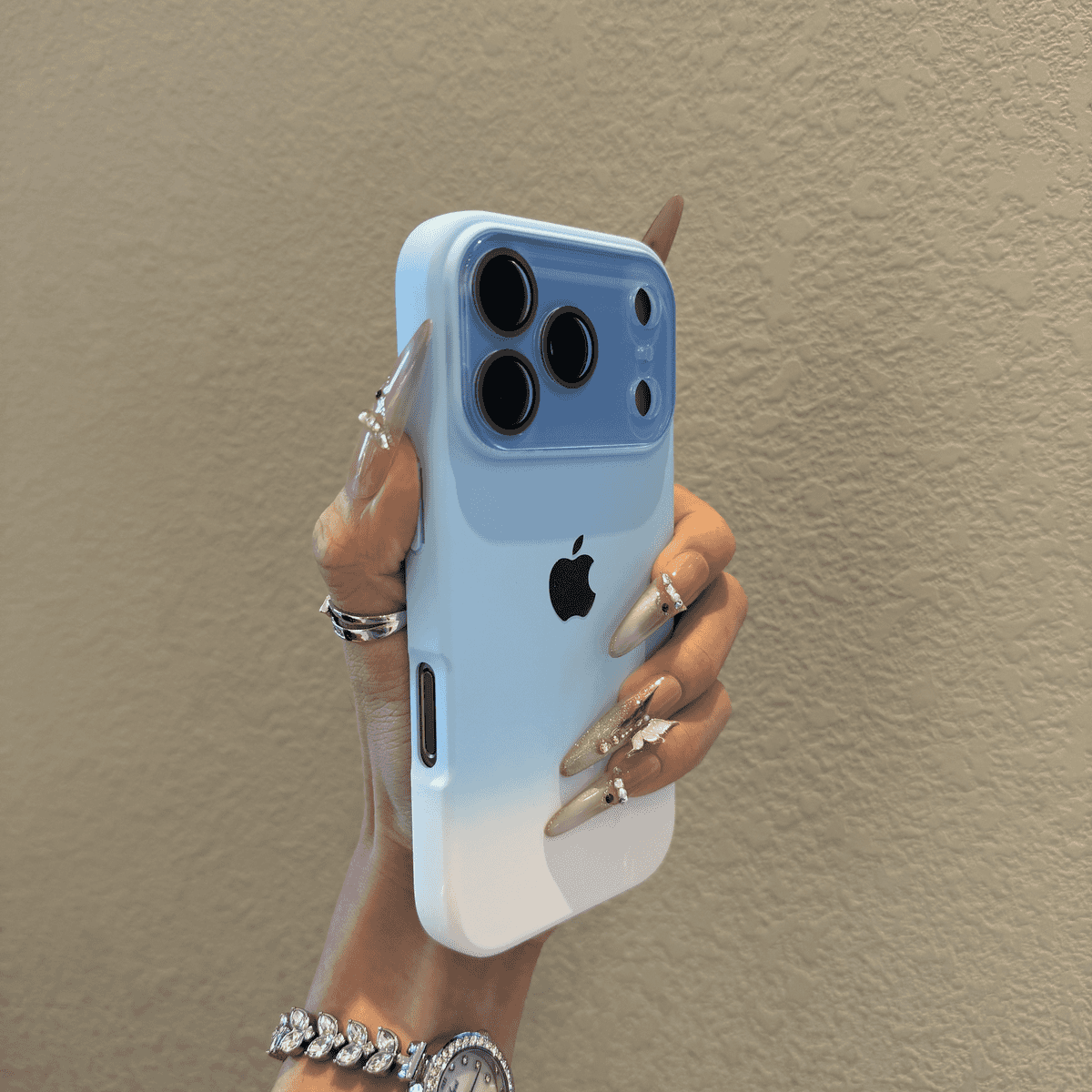 High aesthetic gradient silicone case for iPhone
