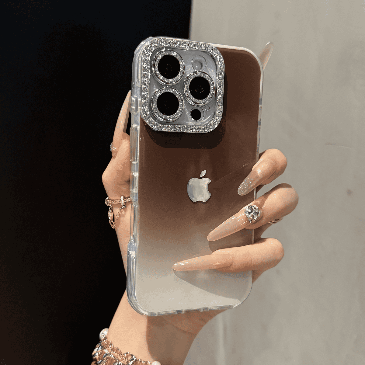 High aesthetic flash diamond lens gradient case for iPhone