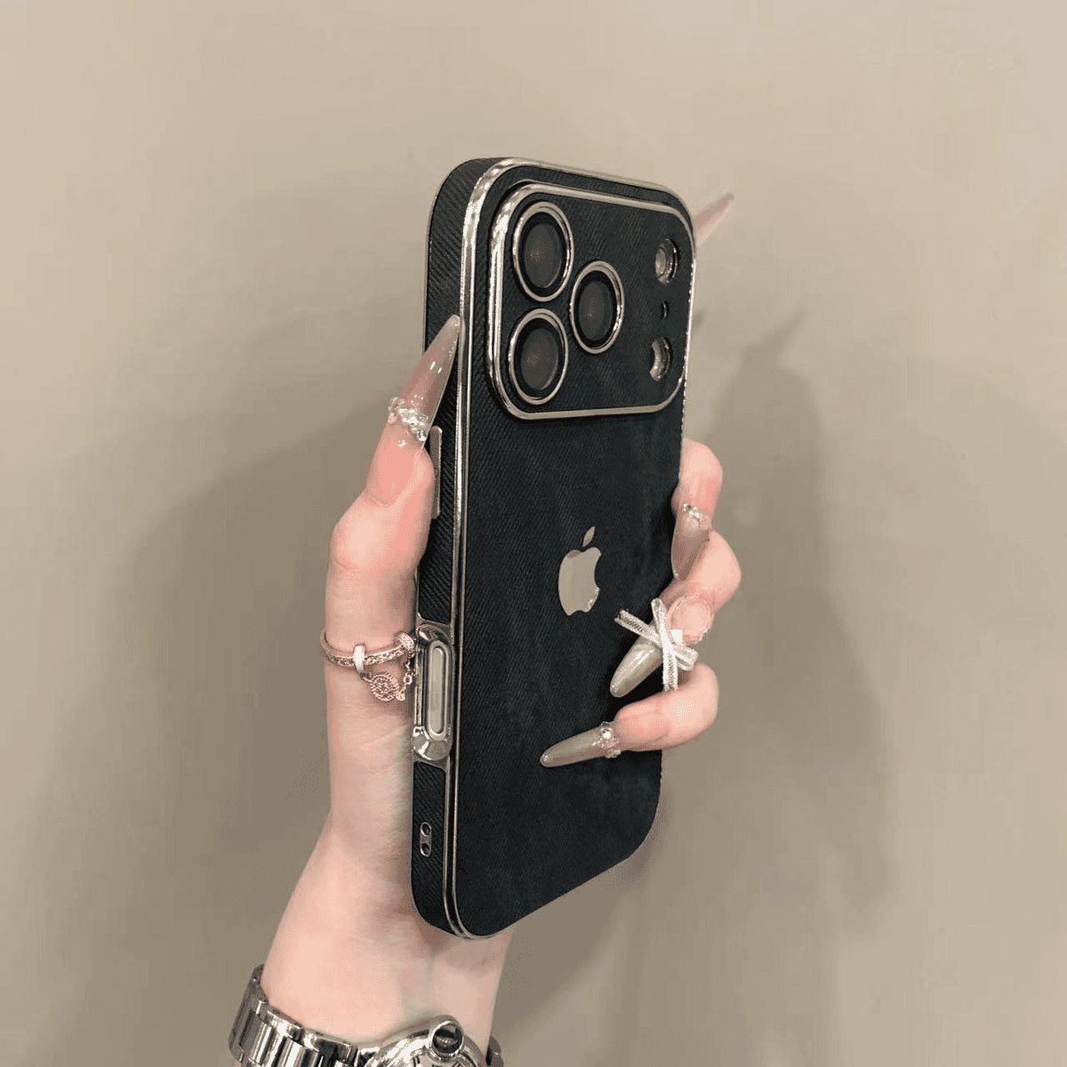 Large window denim patterned case for iPhone