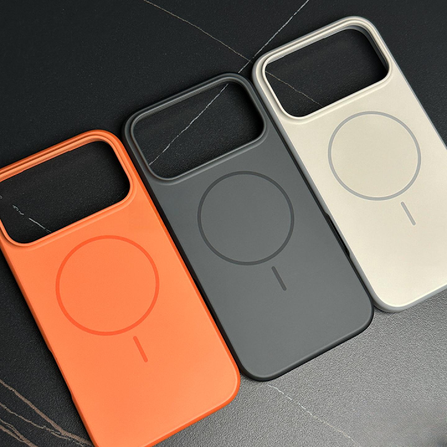 New minimalist magnetic case for iPhone 17