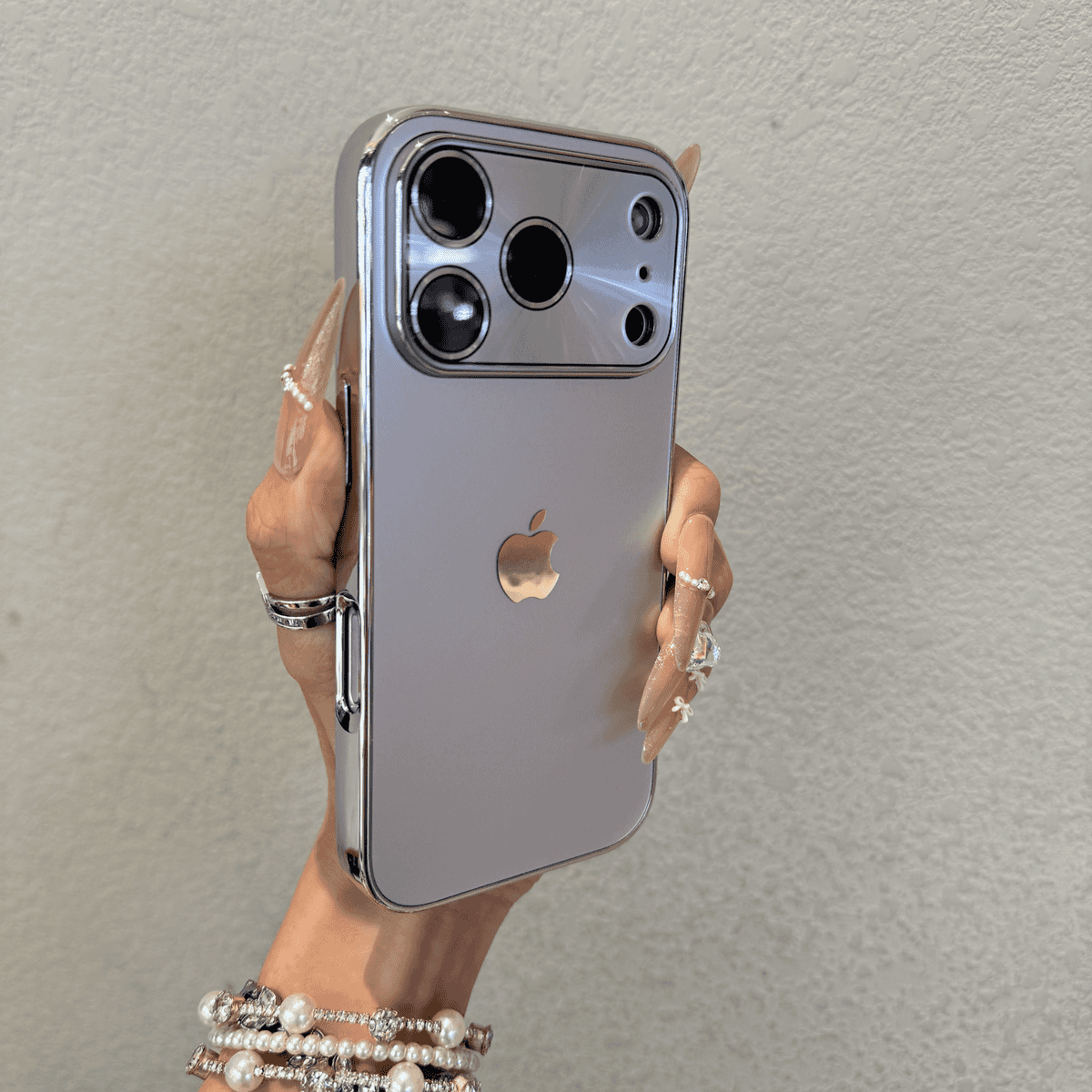 Aurora large window electroplated frosted case for iphone - Image 5