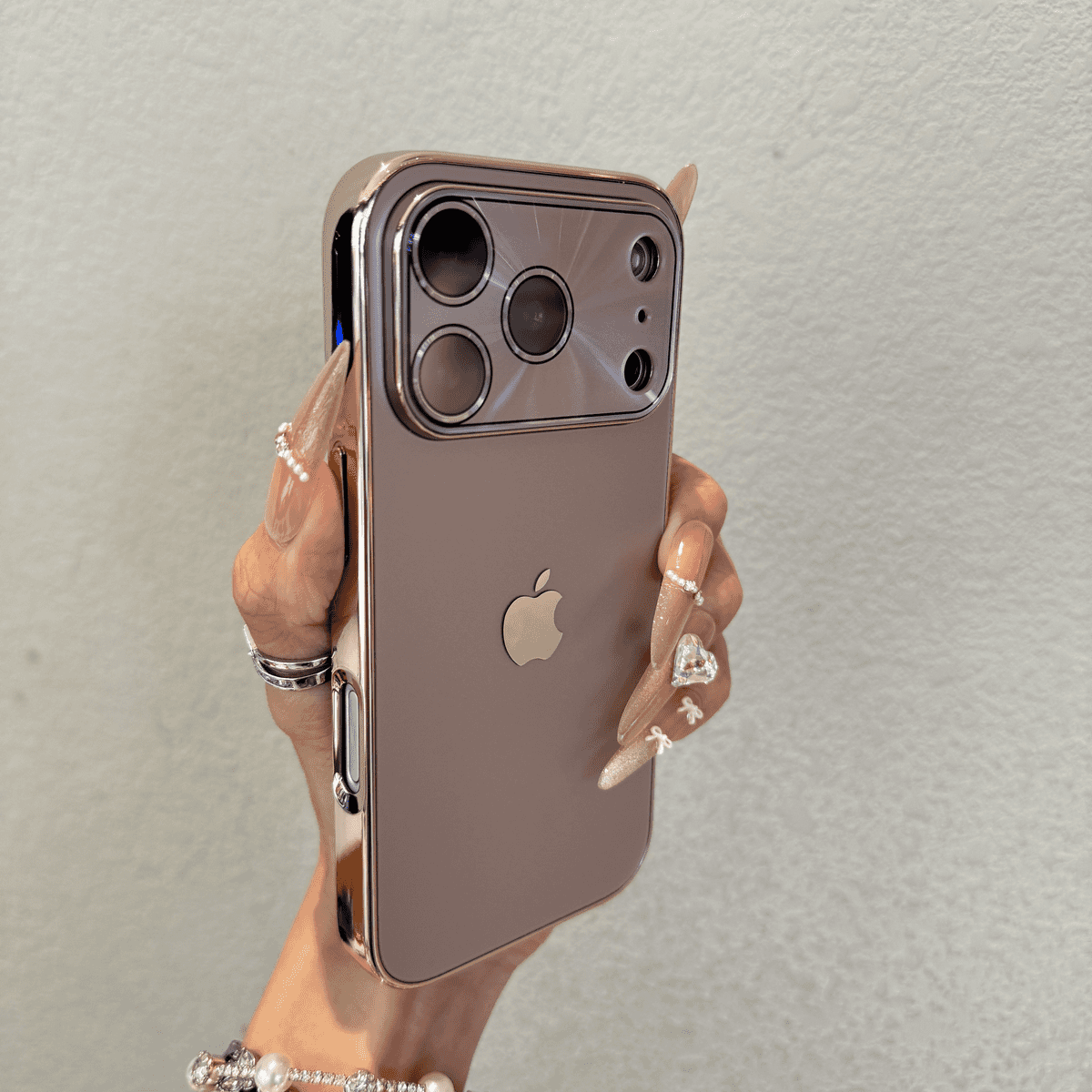 Aurora large window electroplated frosted case for iphone - Image 3
