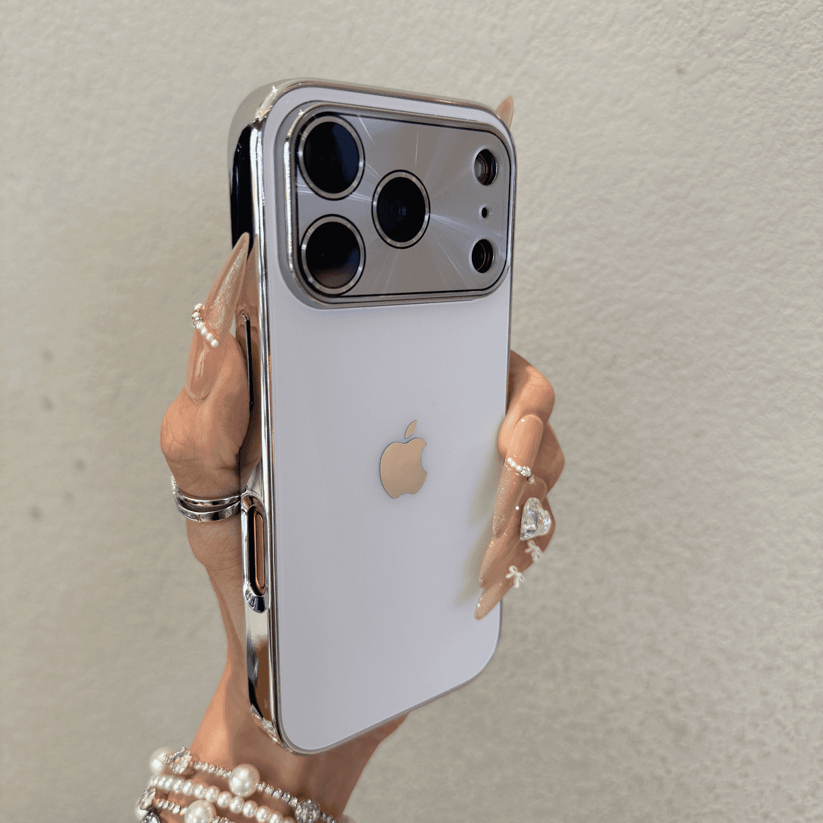 Aurora large window electroplated frosted case for iphone - Image 4