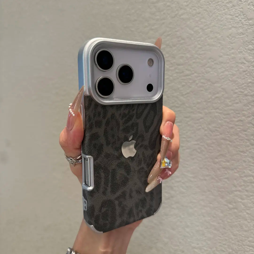 New electroplated leopard print case for iPhone