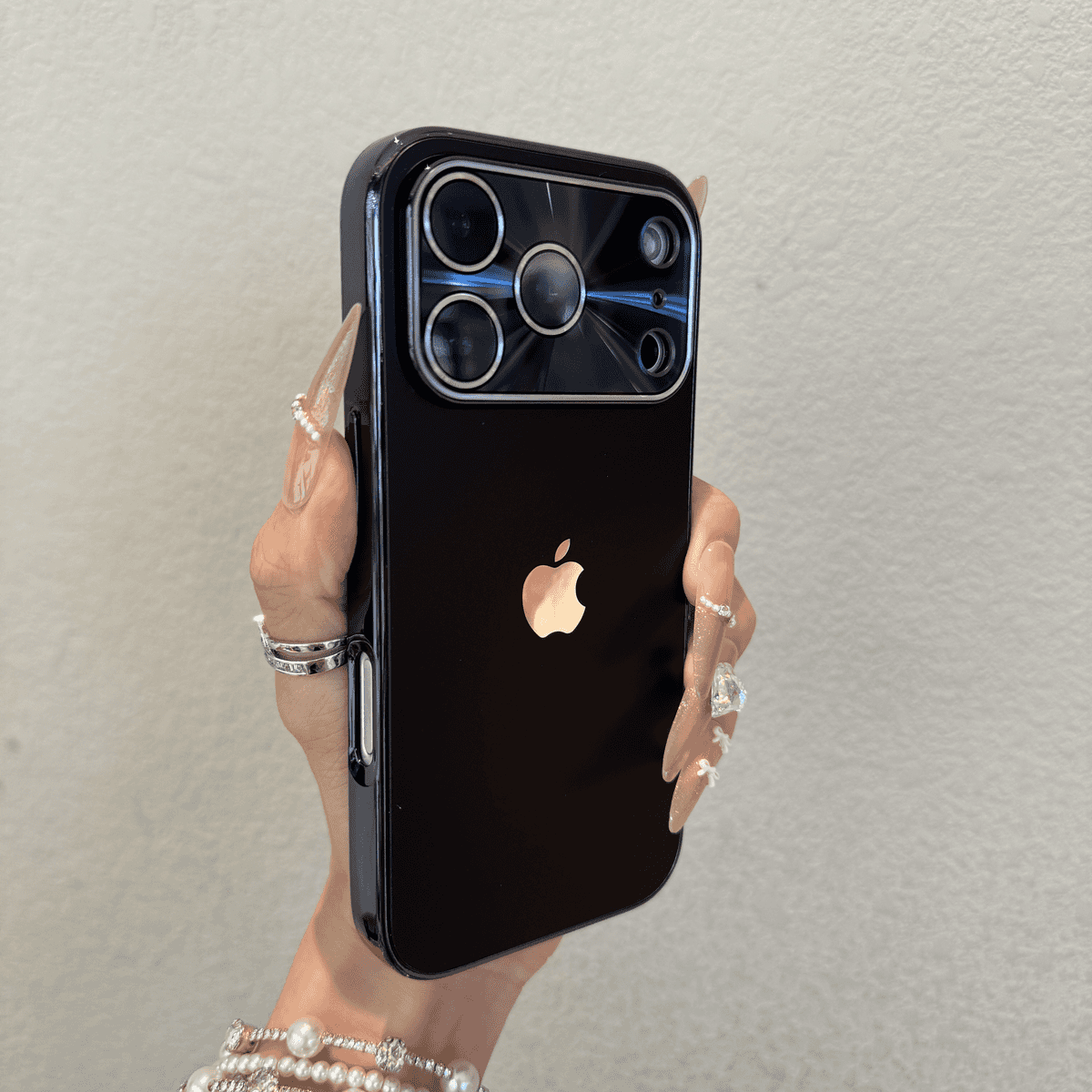 Aurora large window electroplated frosted case for iphone - Image 8