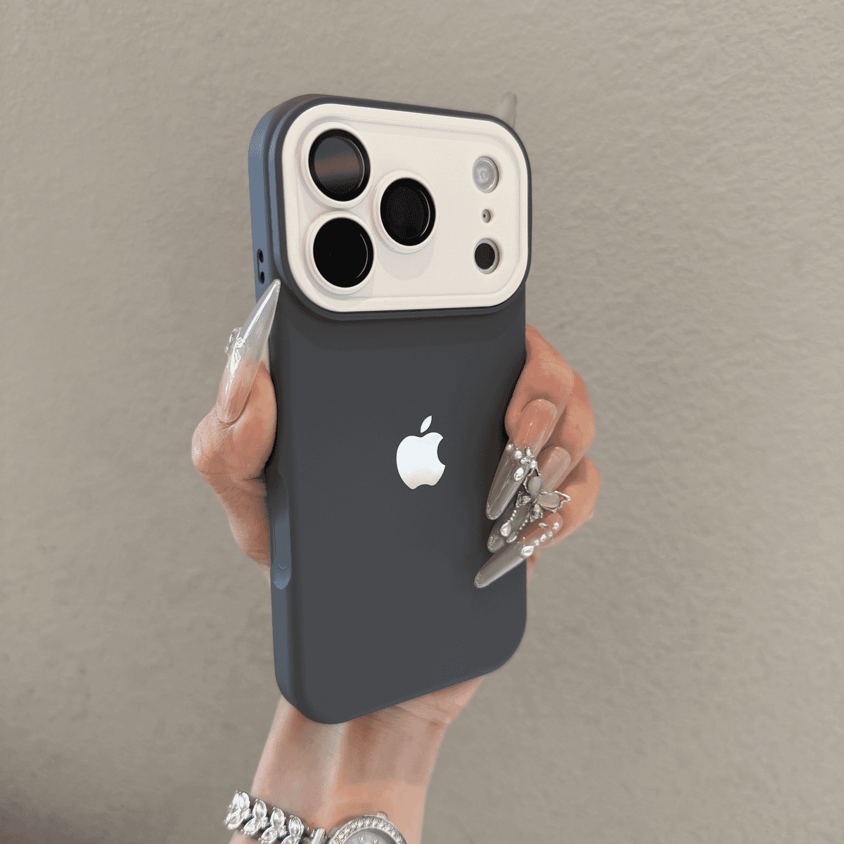 Color blocking large window silicone case for iPhone - Image 6