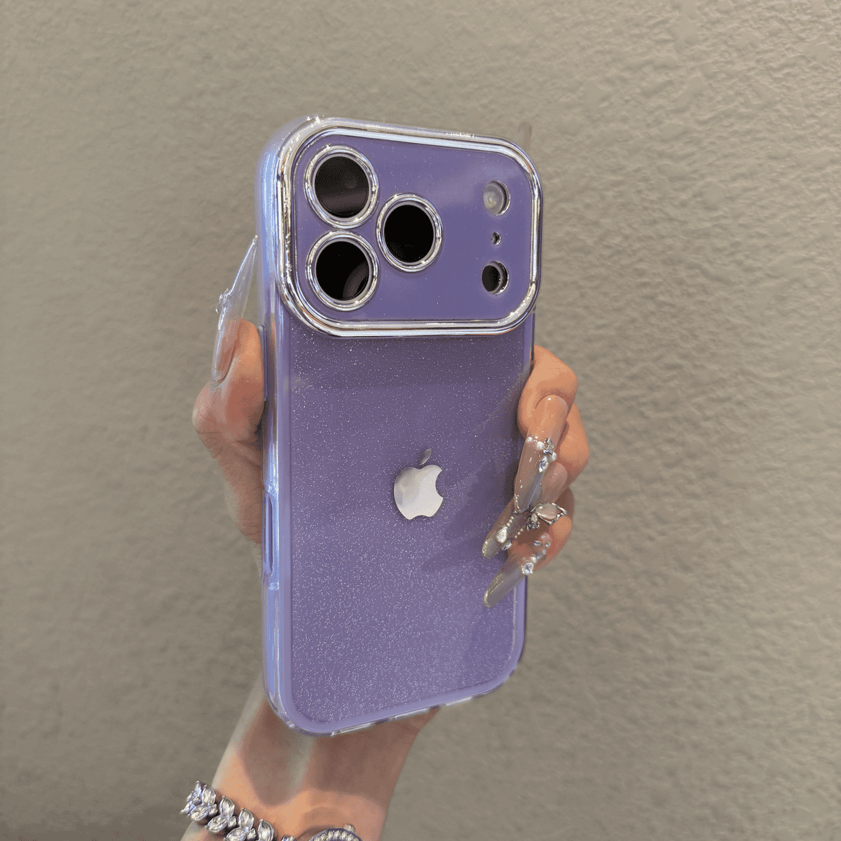 High aesthetic and sparkling case for iPhone - Image 9