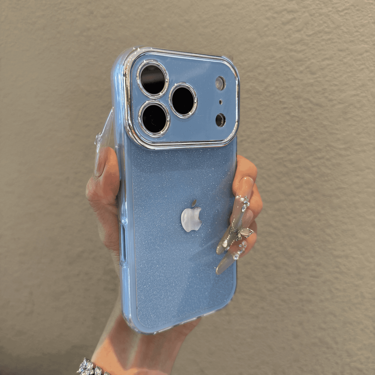 High aesthetic and sparkling case for iPhone - Image 2