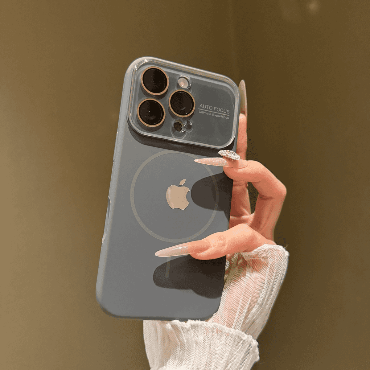 Large window liquid silicone magnetic case for iPhone - Image 4