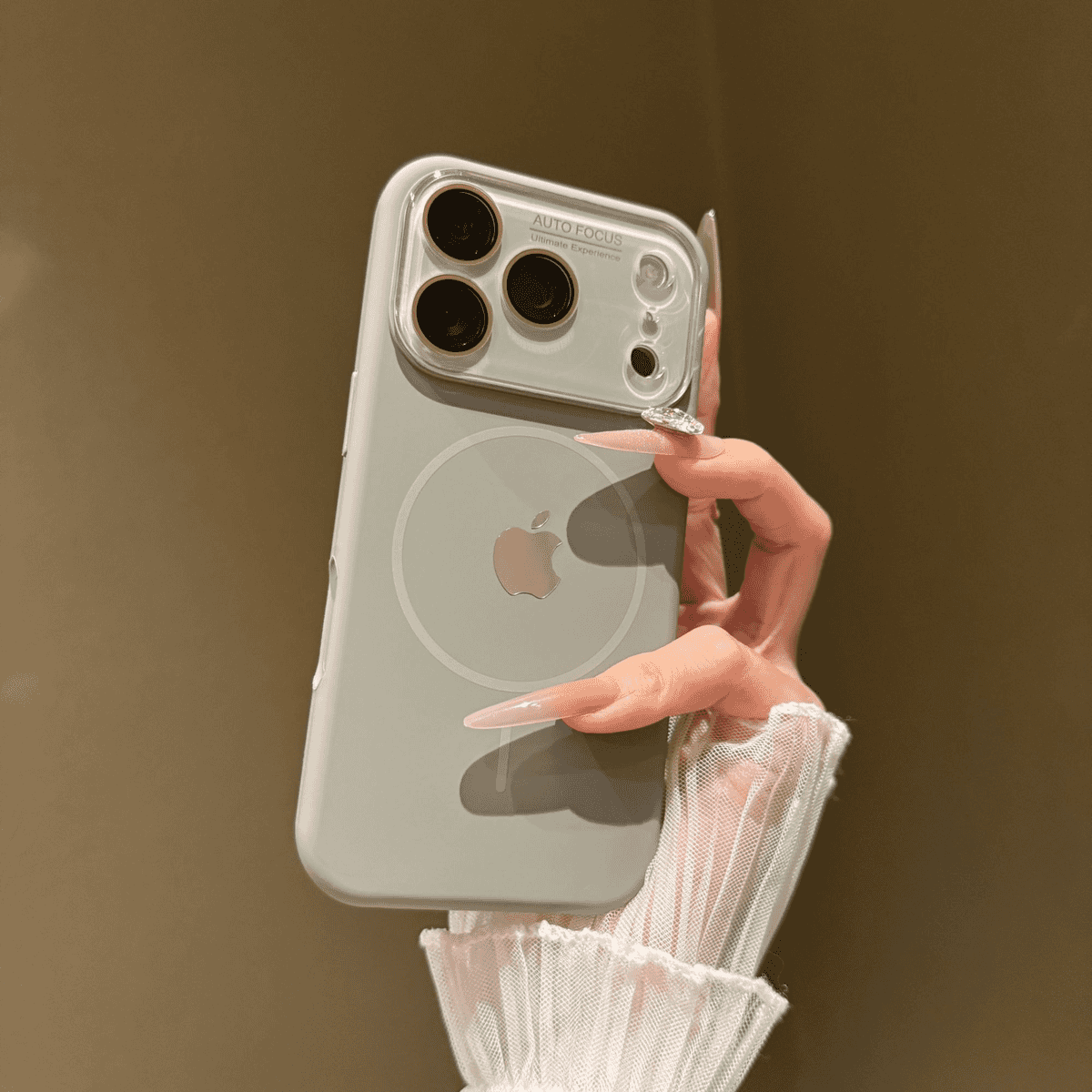 Large window liquid silicone magnetic case for iPhone - Image 3