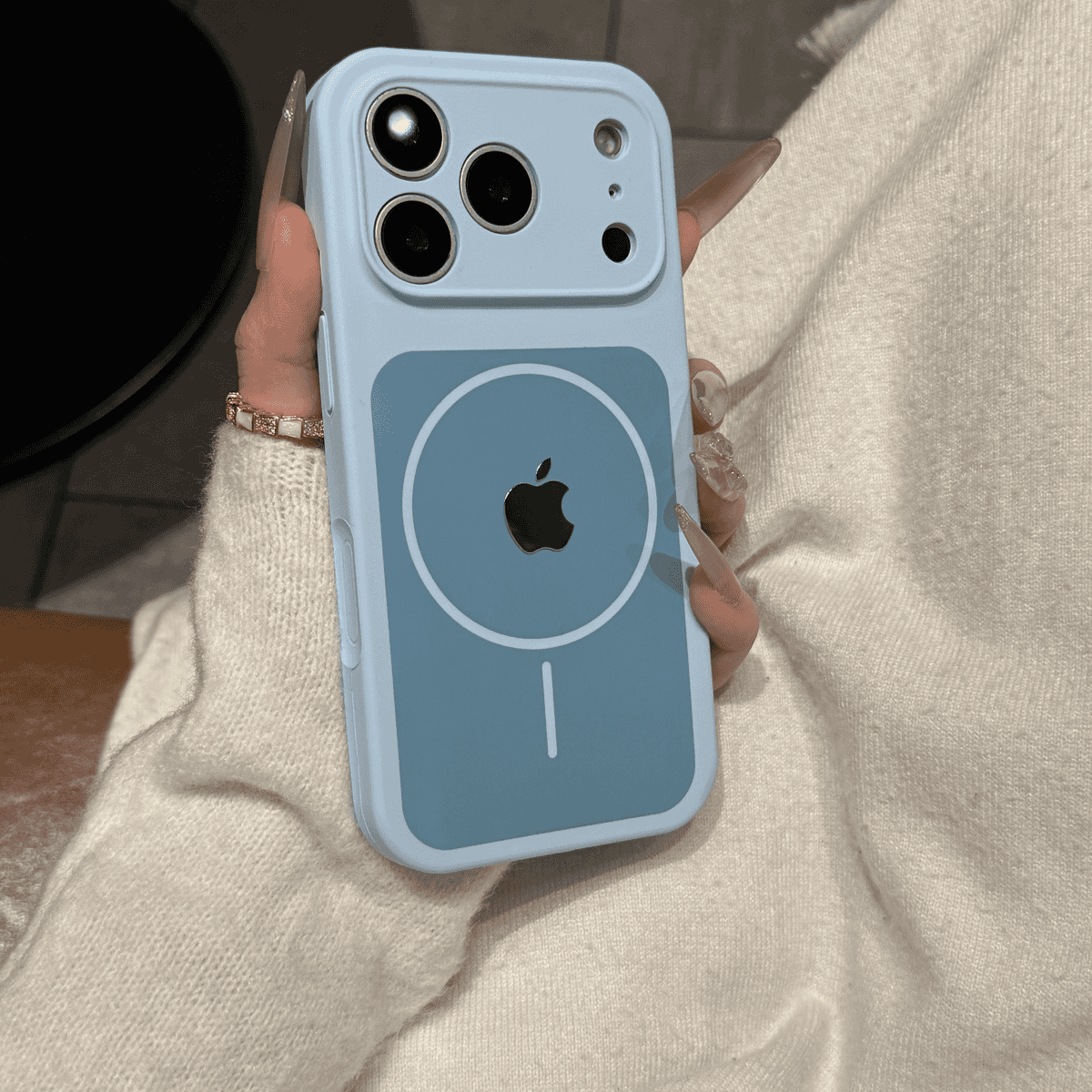 Skin feel liquid silicone magnetic case for iPhone - Image 3